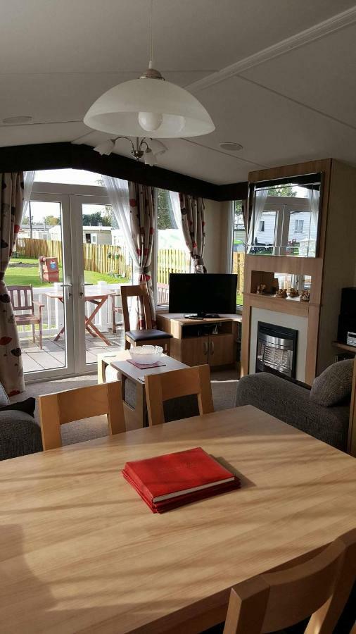 Stunning Modern Lodge Port Seton Exterior photo
